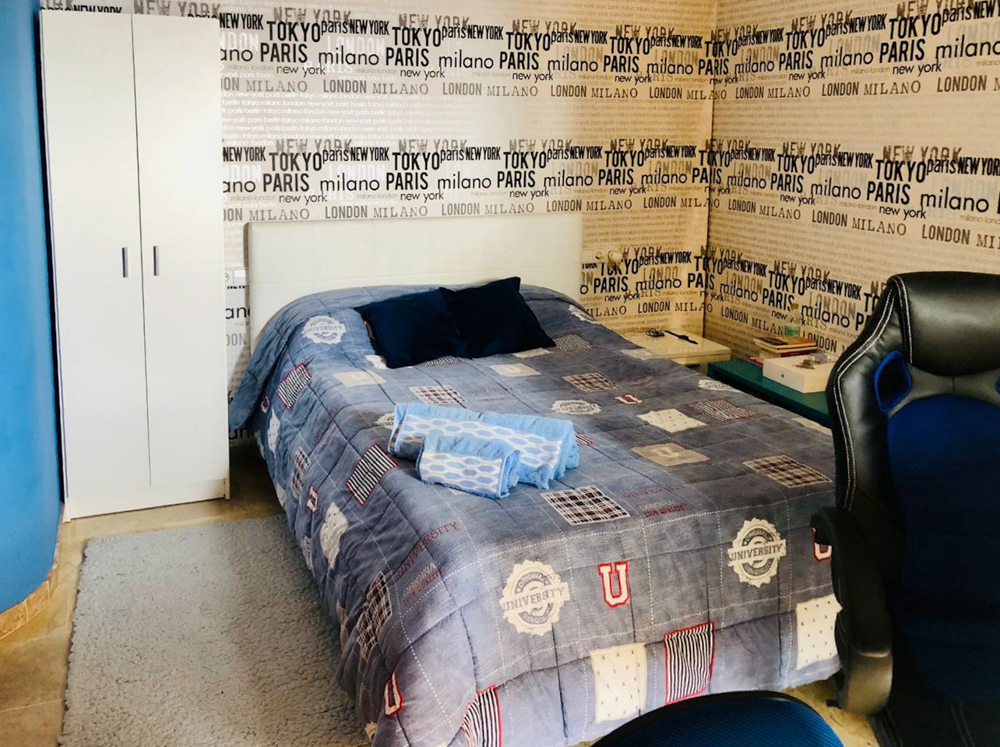 Doppelhaushälfte mit unschlagbarem Meerblick, Pool & Garage