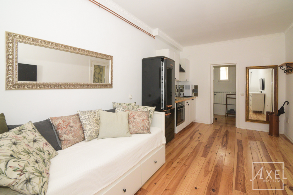 Wohnen & Wohlfühlen: Chalet mit Gästewohnung und Pool