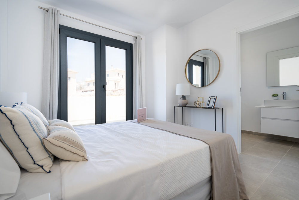 Fantastische moderne Doppelhaushälfte in Cala Romántica – Stilvolles Wohnen nahe dem Meer