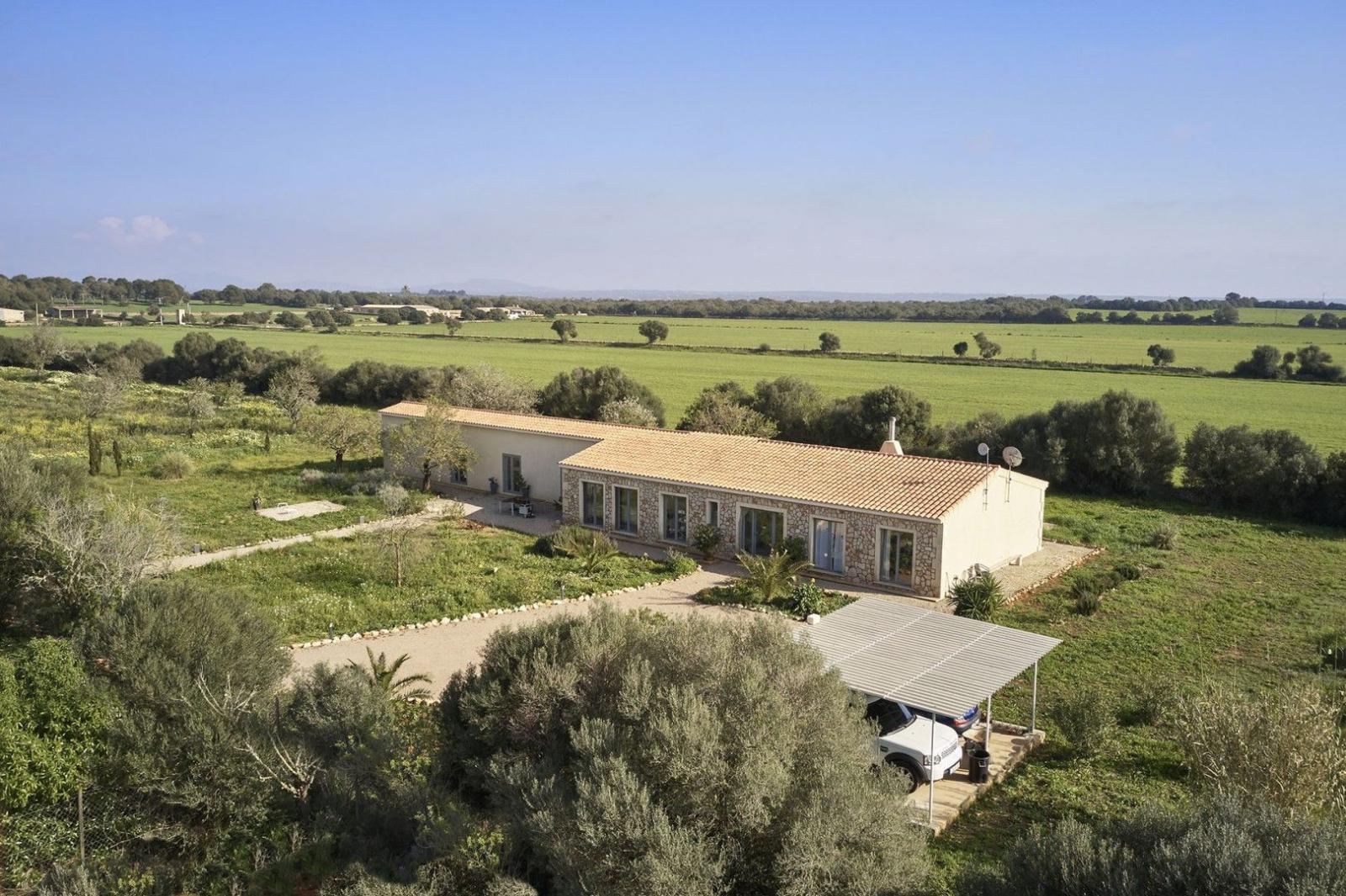 Finca de disseny modern a prop de la bonica platja d'Es Trenc