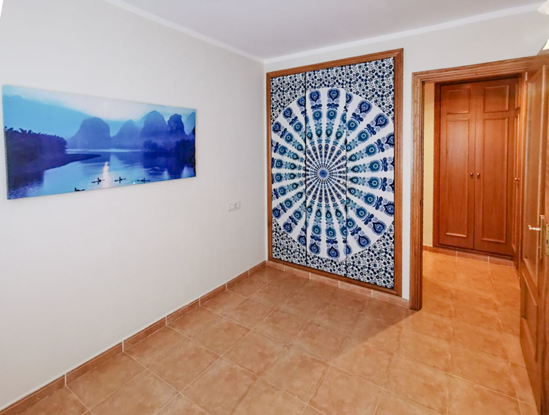 Light-flooded apartment on the ground floor with a beautiful garden