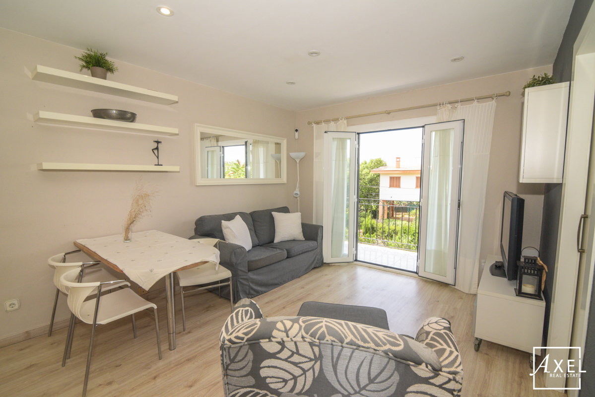 Diese charmante Etagenwohnung liegt in einer sehr ruhigen Lage in Cala Blava.