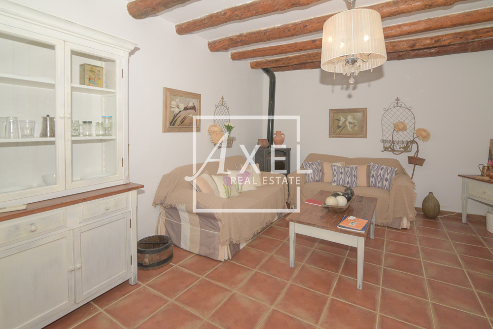 Landhaus mit 52.000qm Land