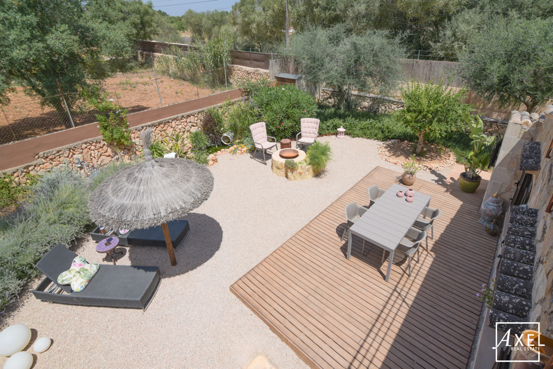 Finca mit zwei Häusern in Llucmajor – Authentisches Landleben trifft auf modernen Komfort.