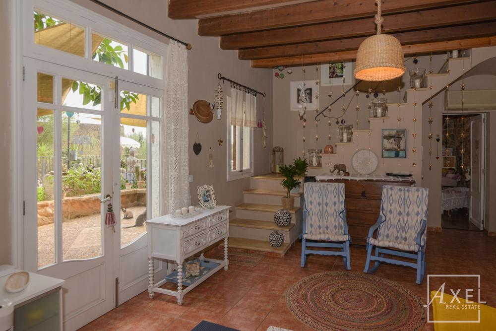 Enchanting country house with guest house, a place where life blossoms – your country house in Mallorca