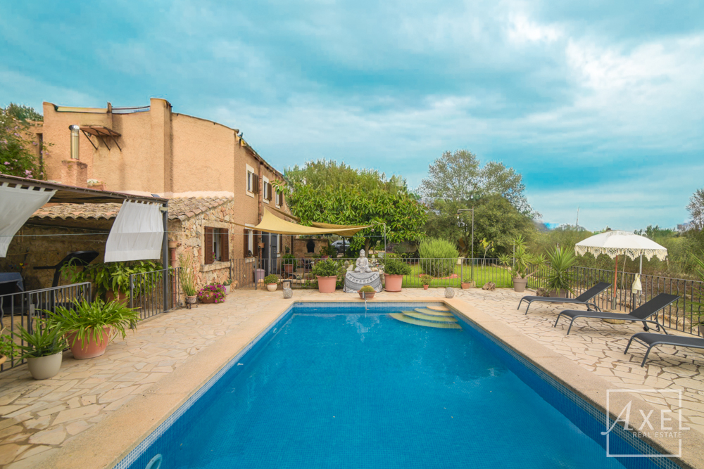 Enchanting country house with guest house, a place where life blossoms – your country house in Mallorca