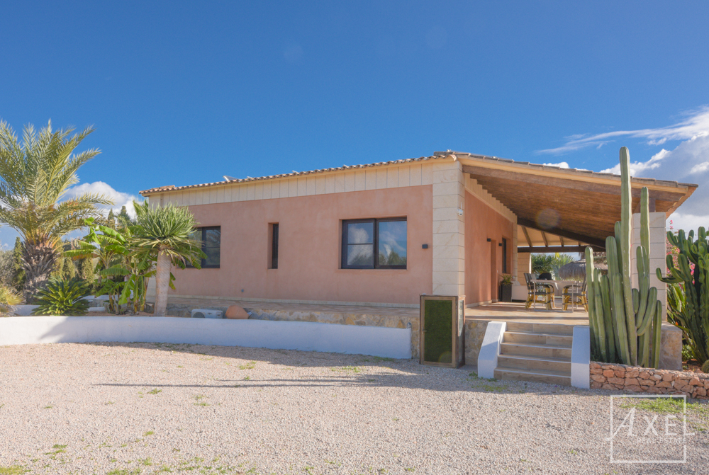 Ihre Traumfinca: Ruhe & höchste Lagequalität