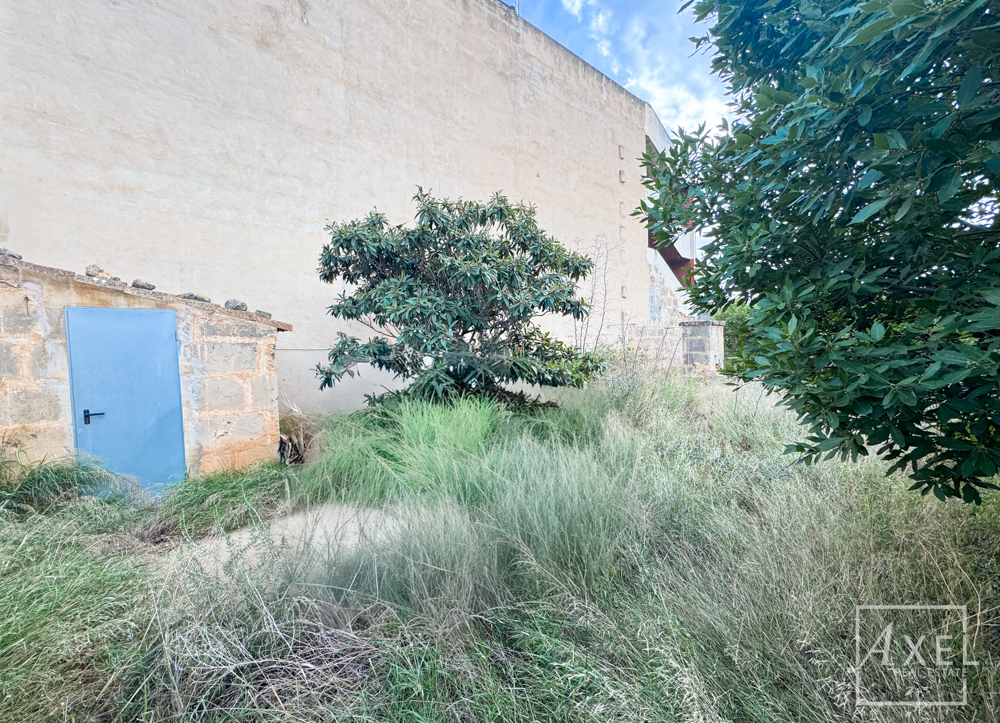 Zentrales Baugrundstück in Llucmajor – 250 m² bebaubar, 3 Etagen möglich