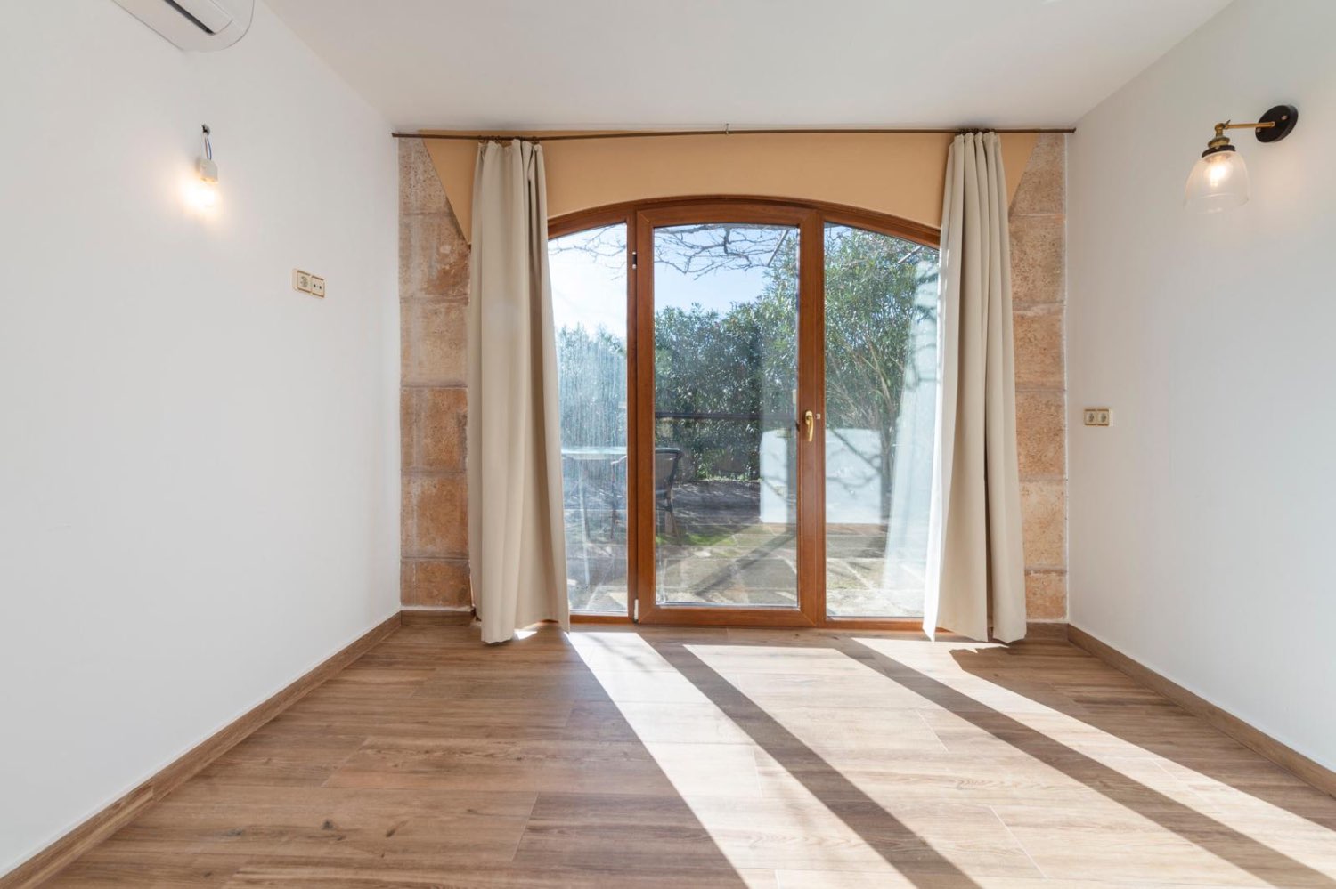 Einzigartige Finca in Llucmajor – Stilvolles Landhaus mit Top-Aussicht