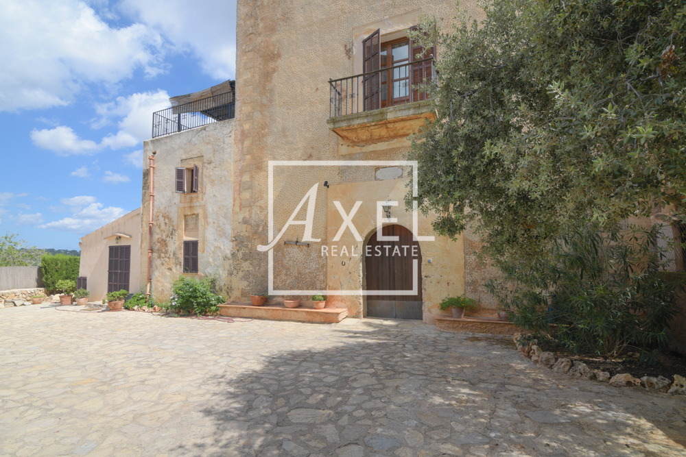 Historisches Landhaus mit mallorquinischem Charme, Pool und Vermietungspotenzial
